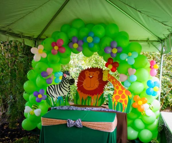 Safari Jungle Balloon Theme